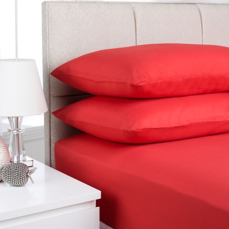 Fusion Pillowcases Red